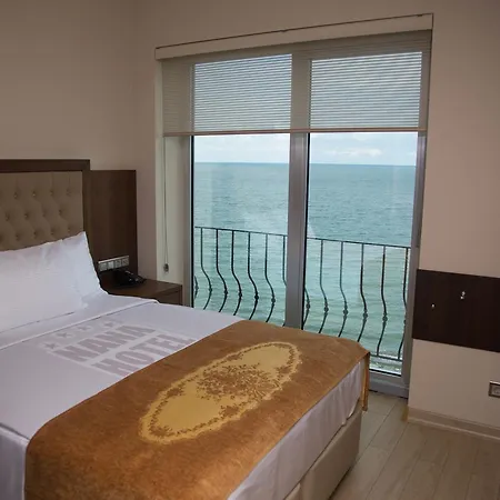 Hotell Nana 4*