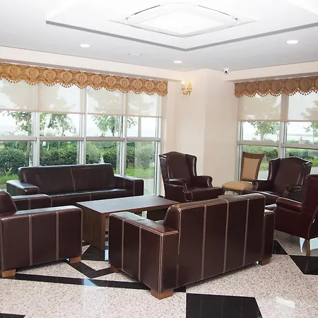 Hotell Nana 4*